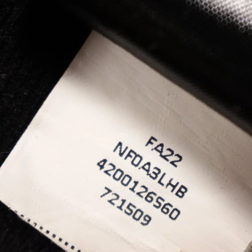 The North Face Quarter Zip 1/4 Tech Fleece Pullover Men's Large‎ Black